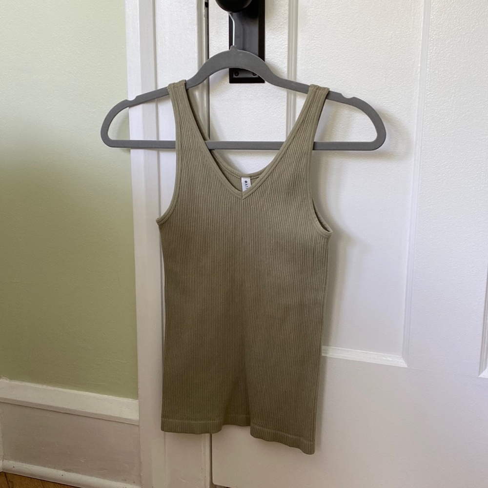 Athleta Recharge tank, size S, never worn.